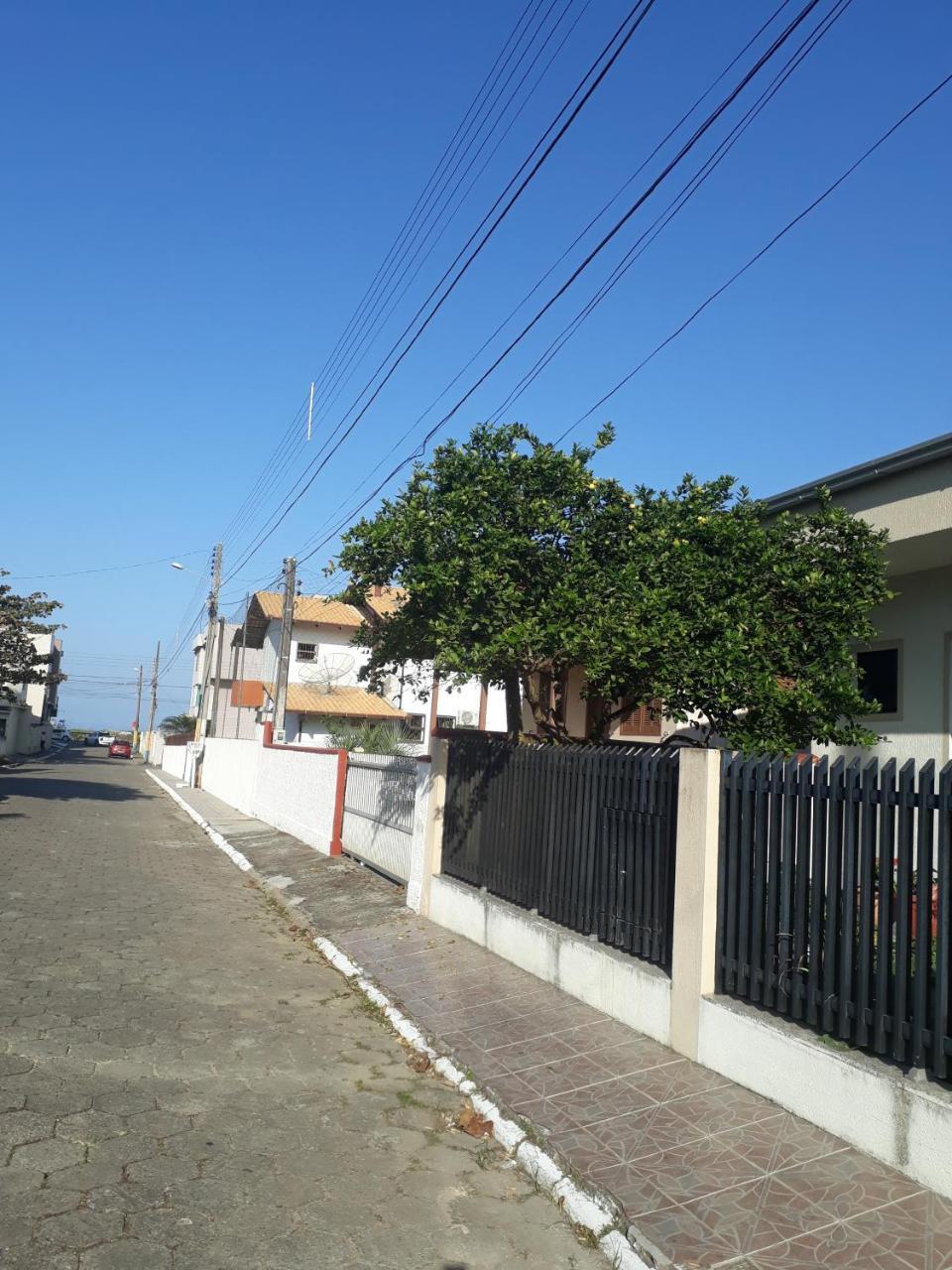 Casa De Praia Navegantes - 100 Metros Do Mar Exterior photo